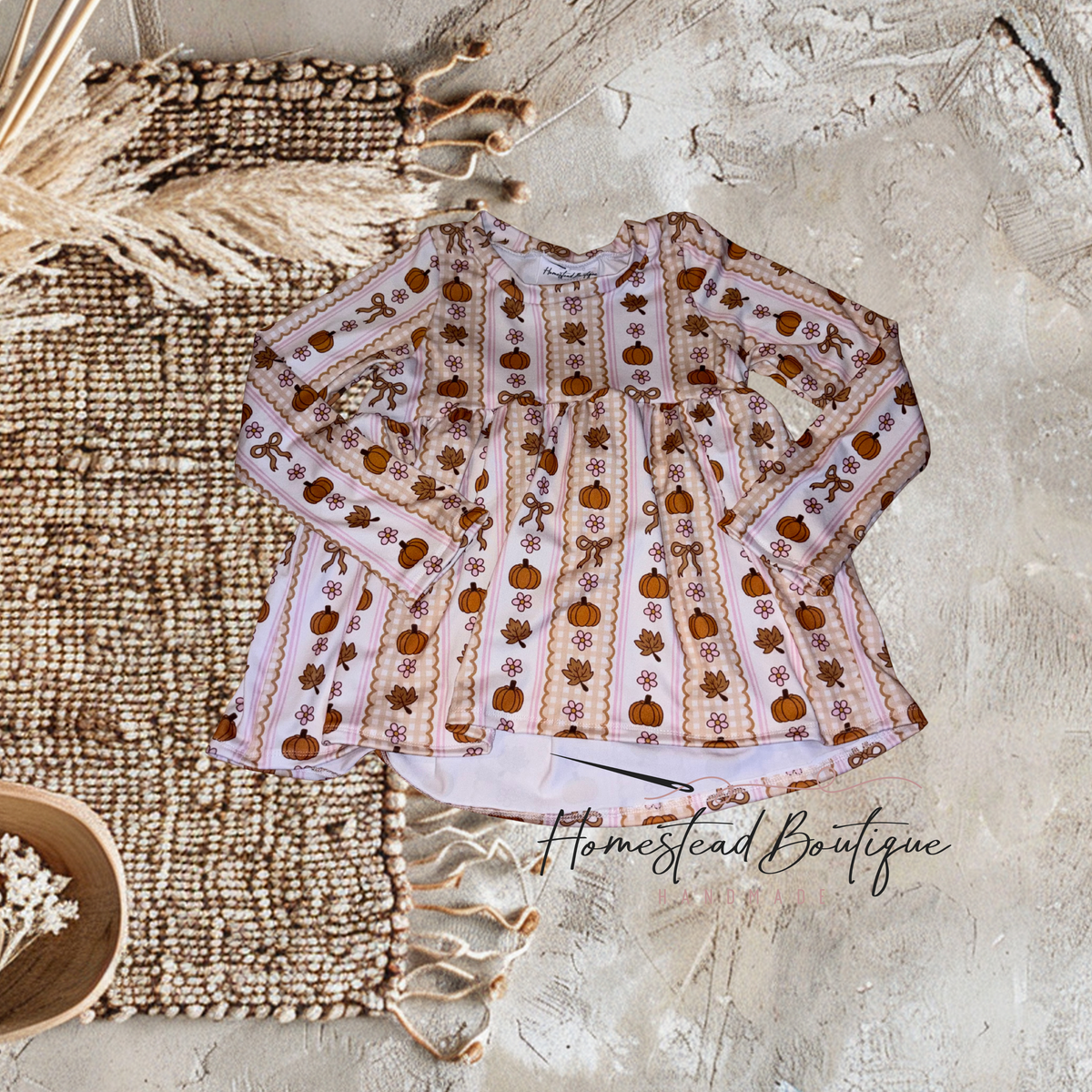 Pumpkin and bow peplum (6/7)