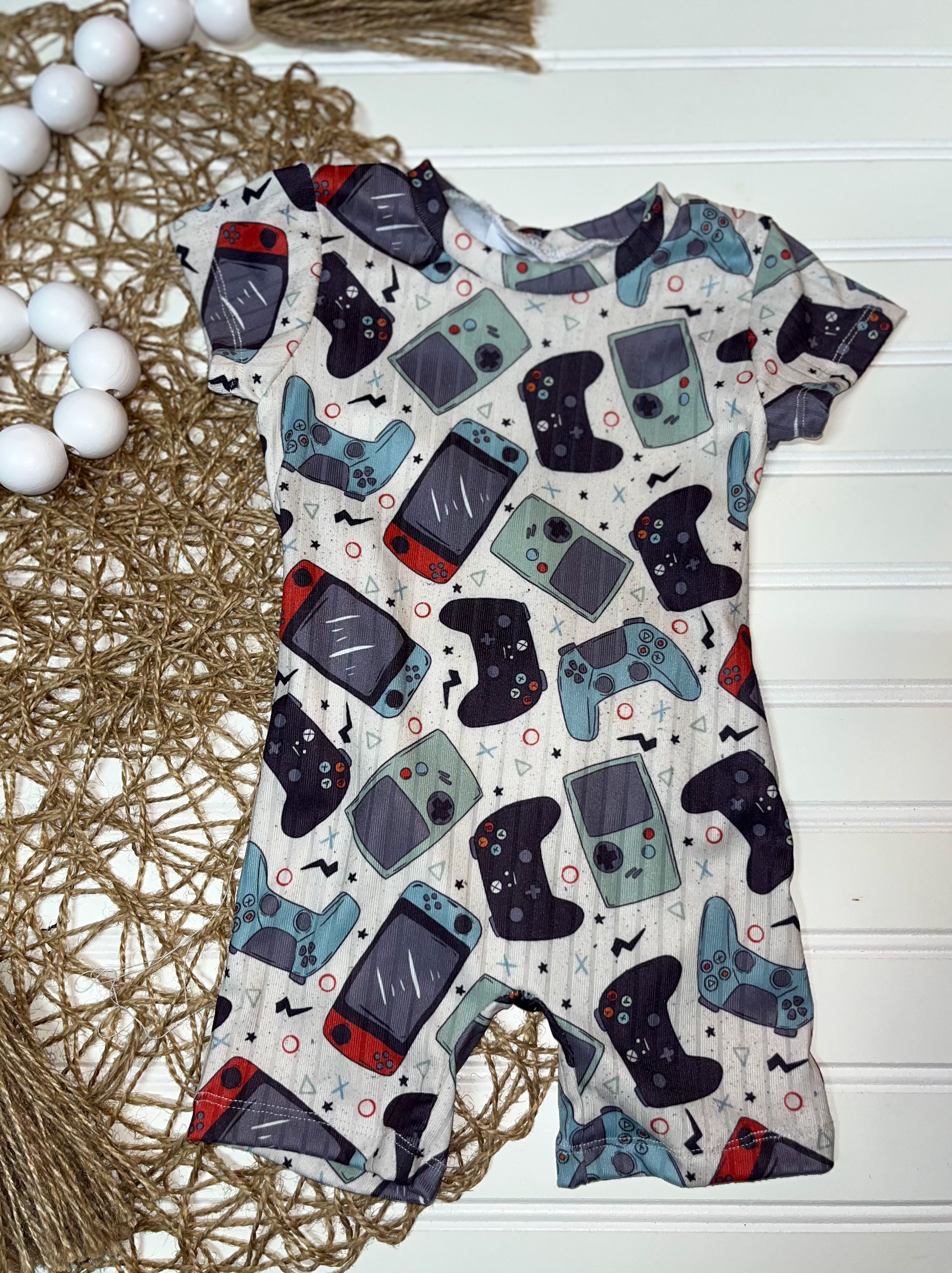 Gaming envelope romper (12m)