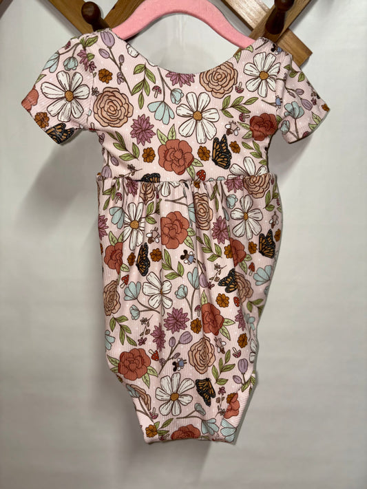 Floral bubble romper (18/24)