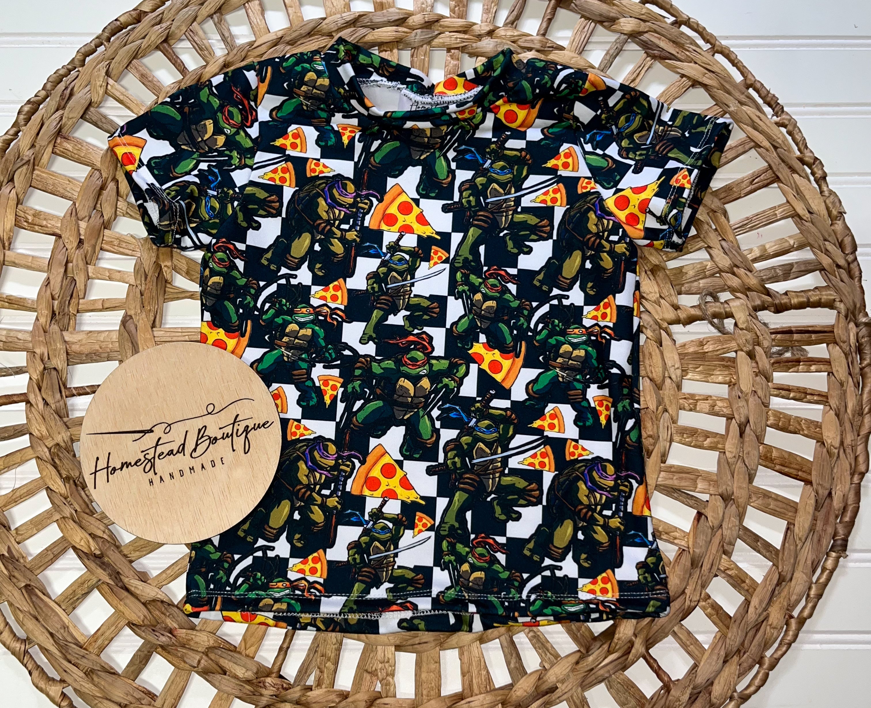 Turtle basic tee (2t)